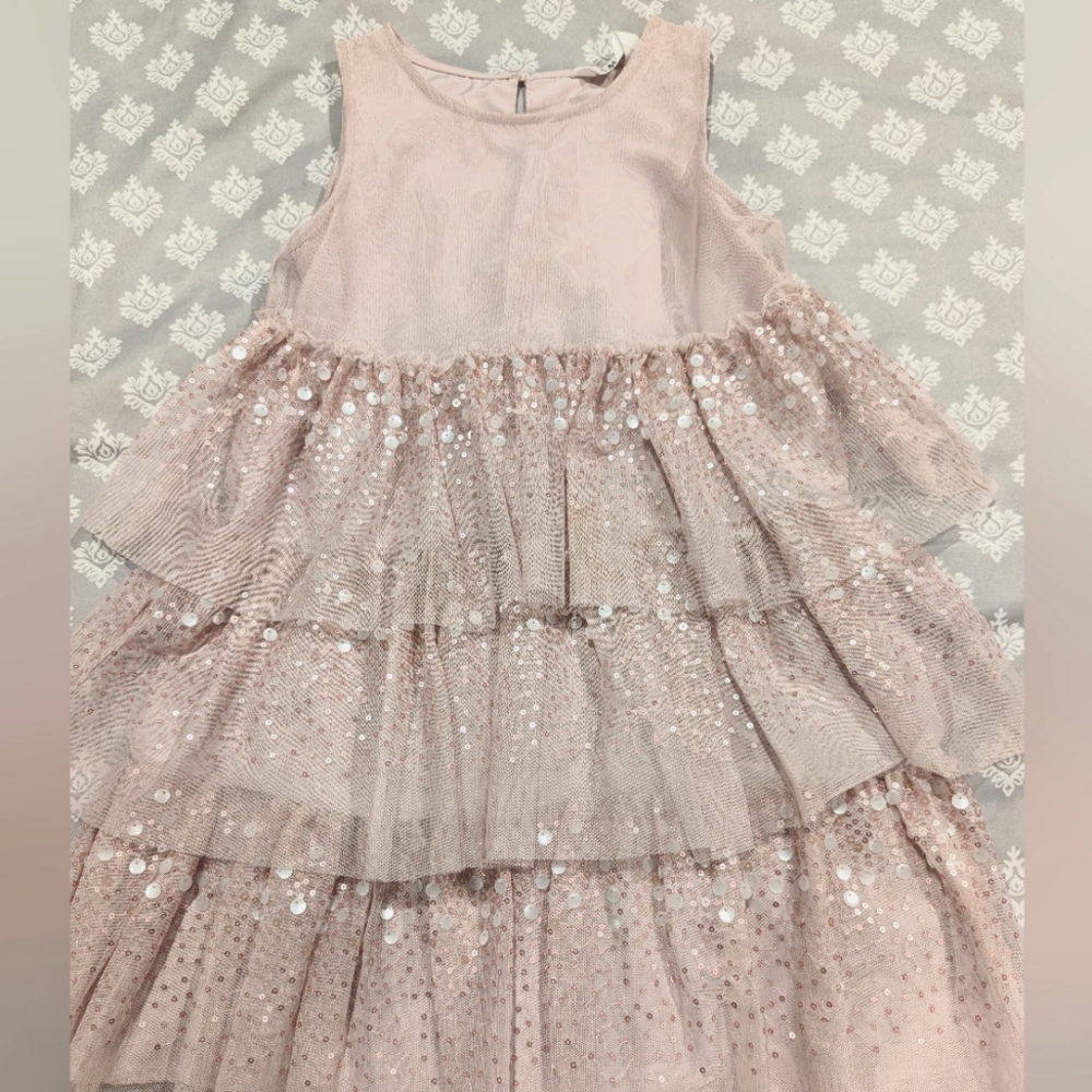 Girls dress